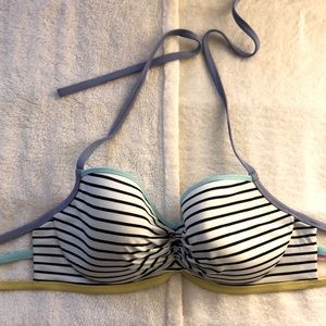 Victoria’s Secret bikini top